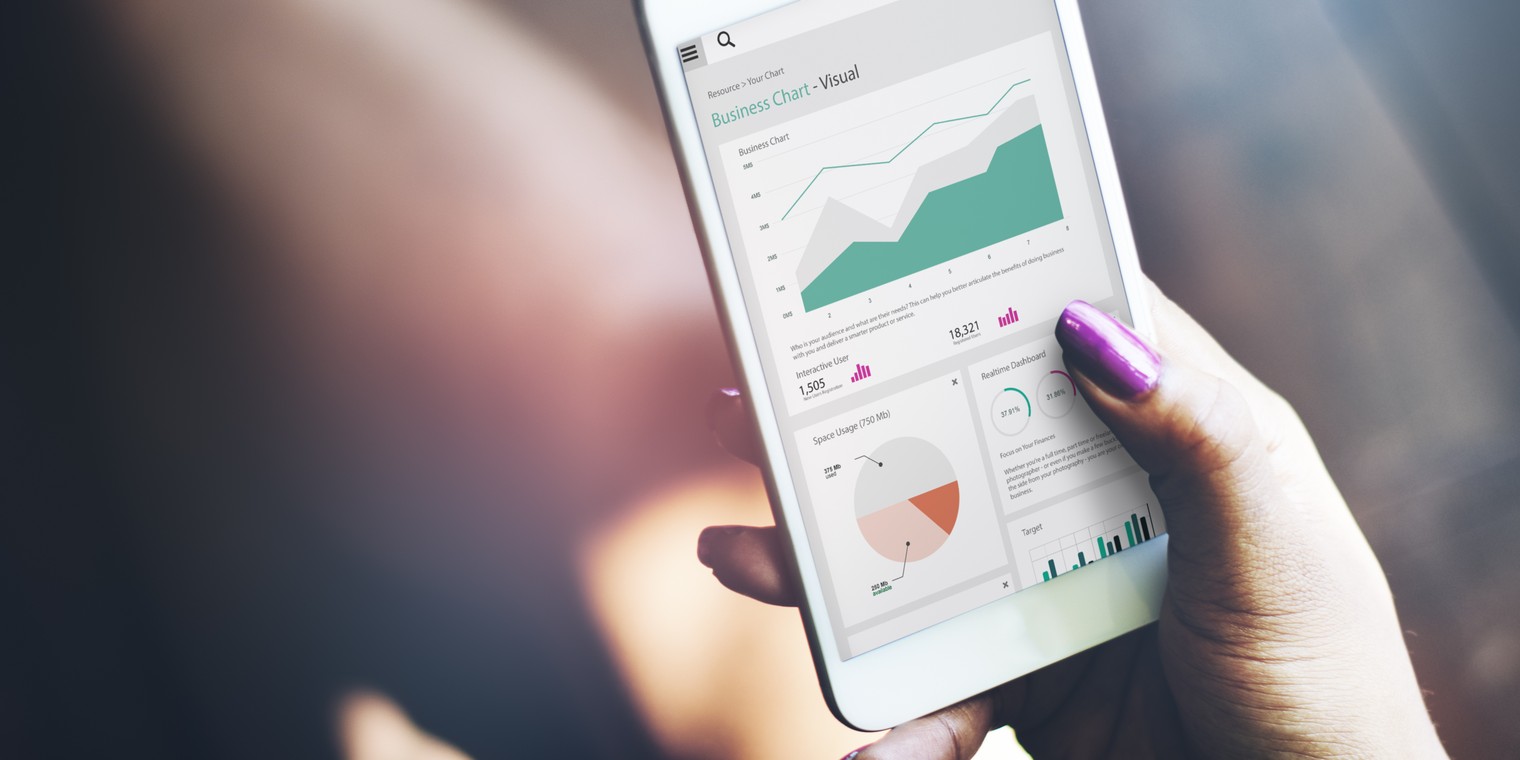 Salon software performs comprehensive data and business analytics and provides insights into business performance and development.