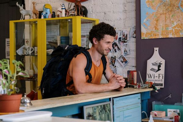 The 7 steps to open a successful hostel business