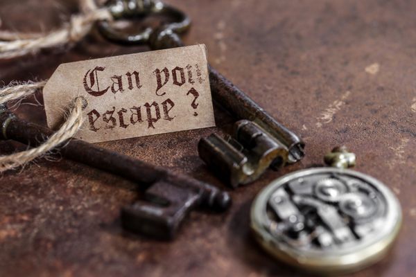 How to set up an escape room